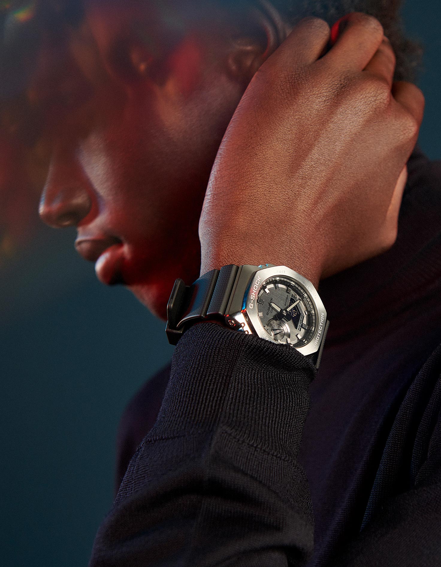 Closeup van model met Gshock horloge