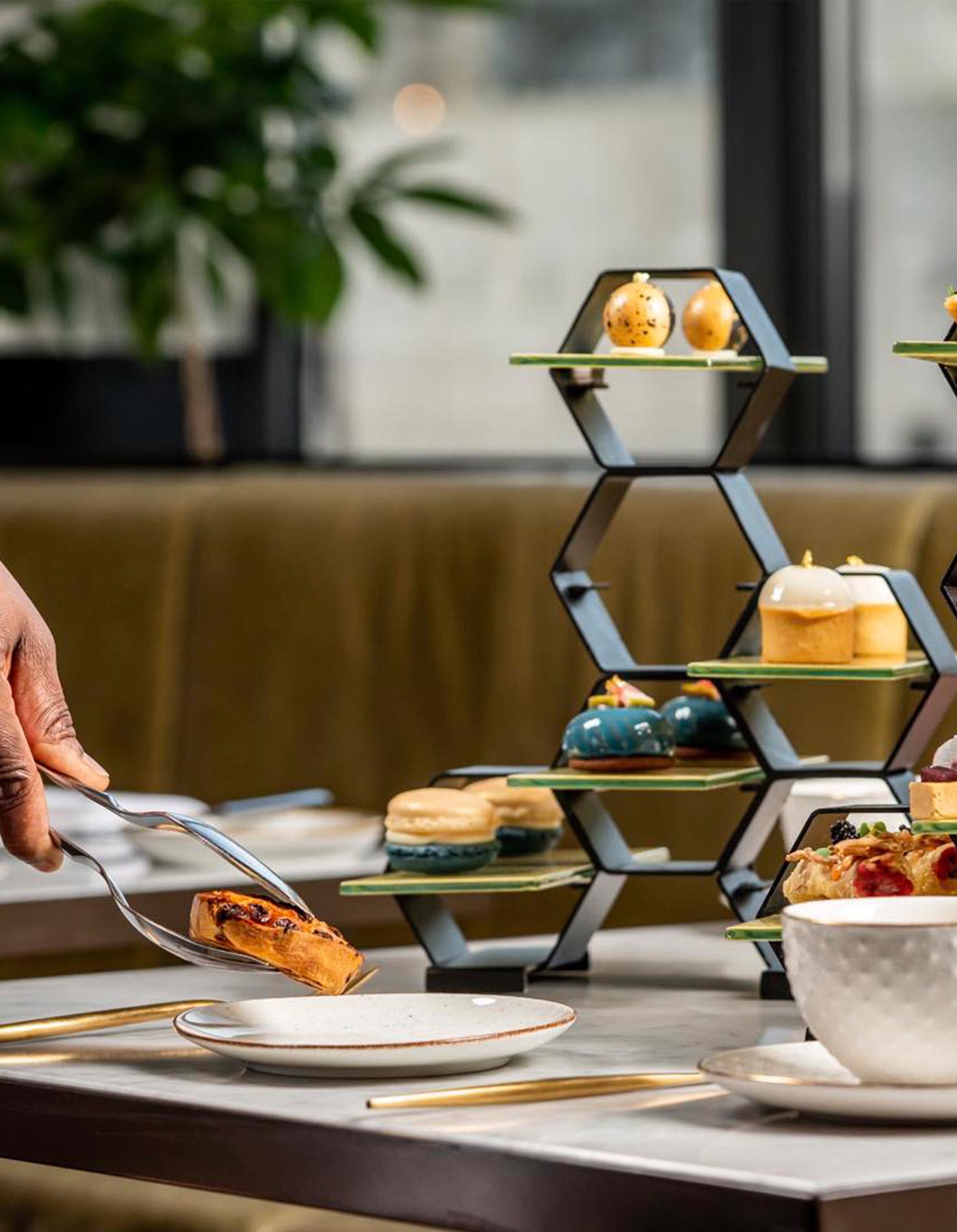 grandcafe krasnapolsky high tea