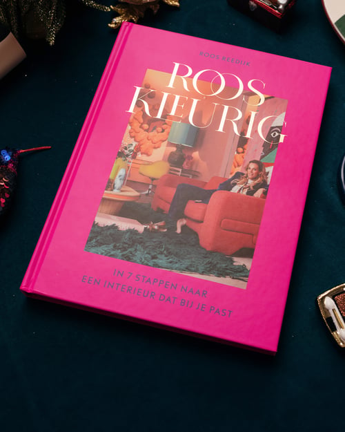 Het boek Rooskleurig van Roos Reedijk