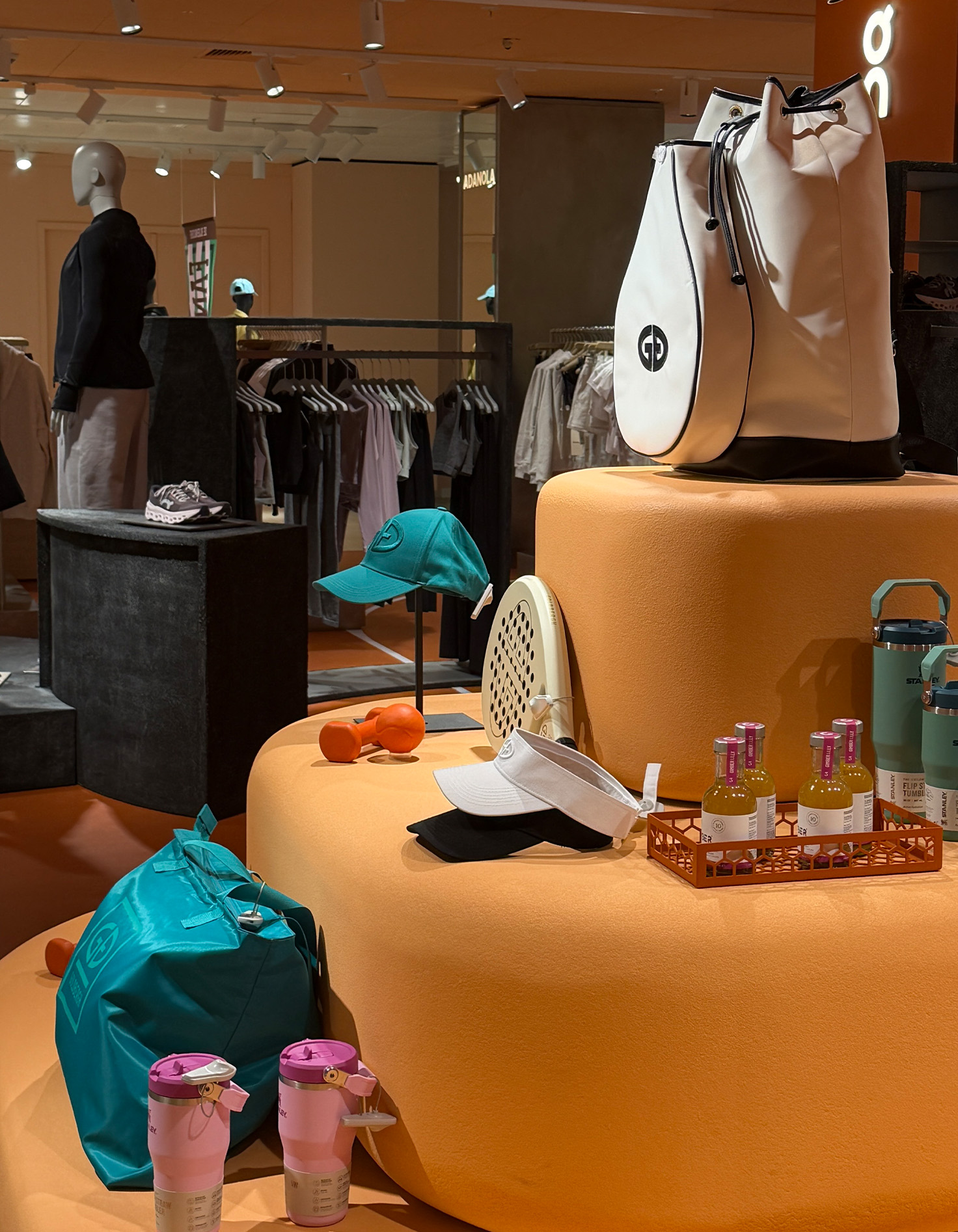 Athleisure studio in de winkel