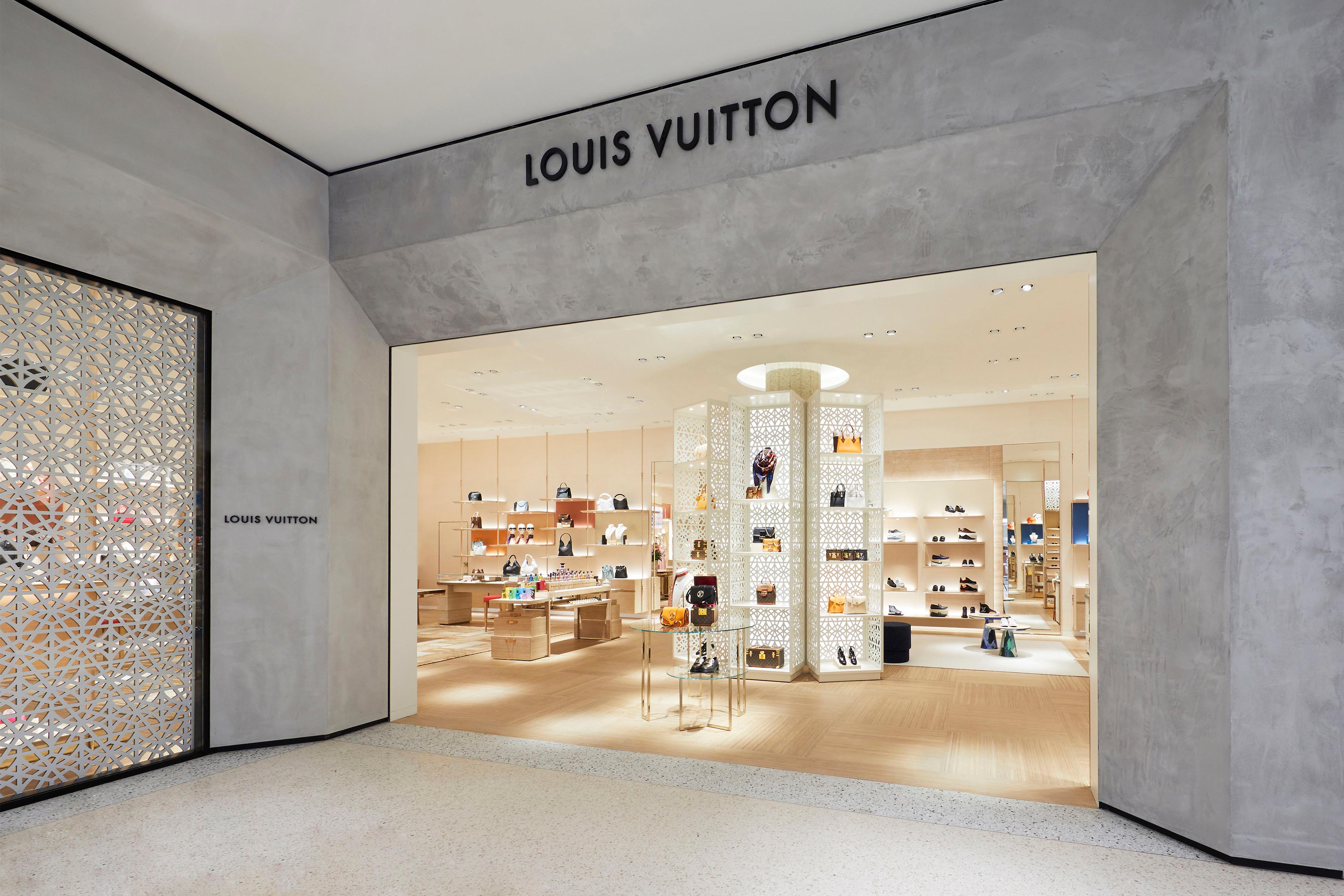 Louis Vuitton • de Bijenkorf
