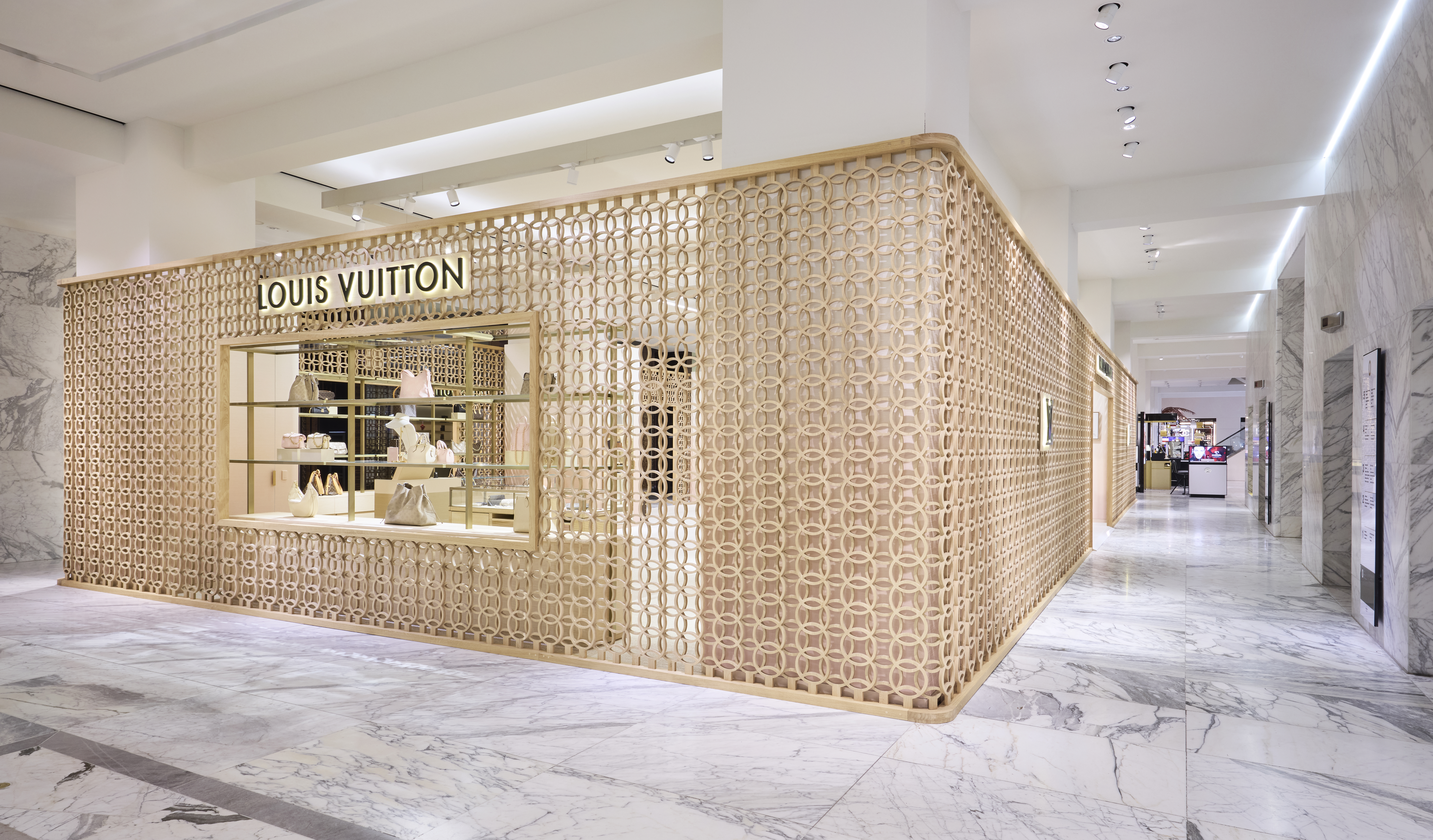 Louis Vuitton • de Bijenkorf